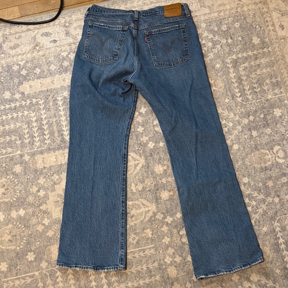 Levi's Men's Bootcut Jeans in Classic Blue size 31 - Picture 3 of 5